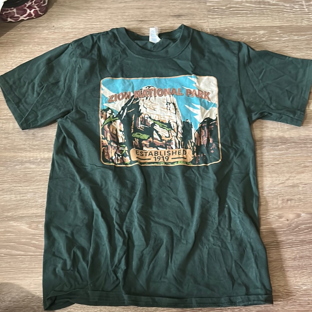 GRANOLA GIRL ZION NATIONAL PARK T-shirt!!!